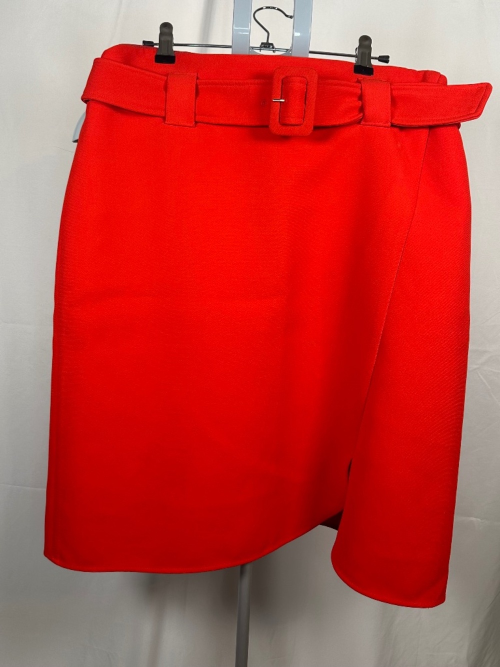 Red Halogen Skirt, Size 14 Petite, Thick Material with Pockets